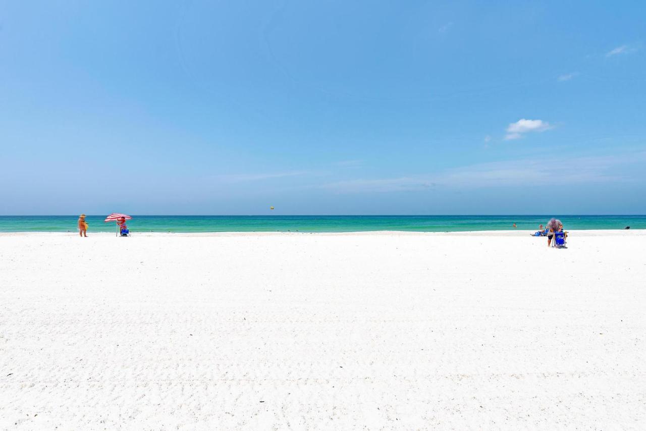 Anna Maria Island Runaway Tropical Dream-One Minute Walk To The Beach-Heated Pool Bradenton Beach Dış mekan fotoğraf