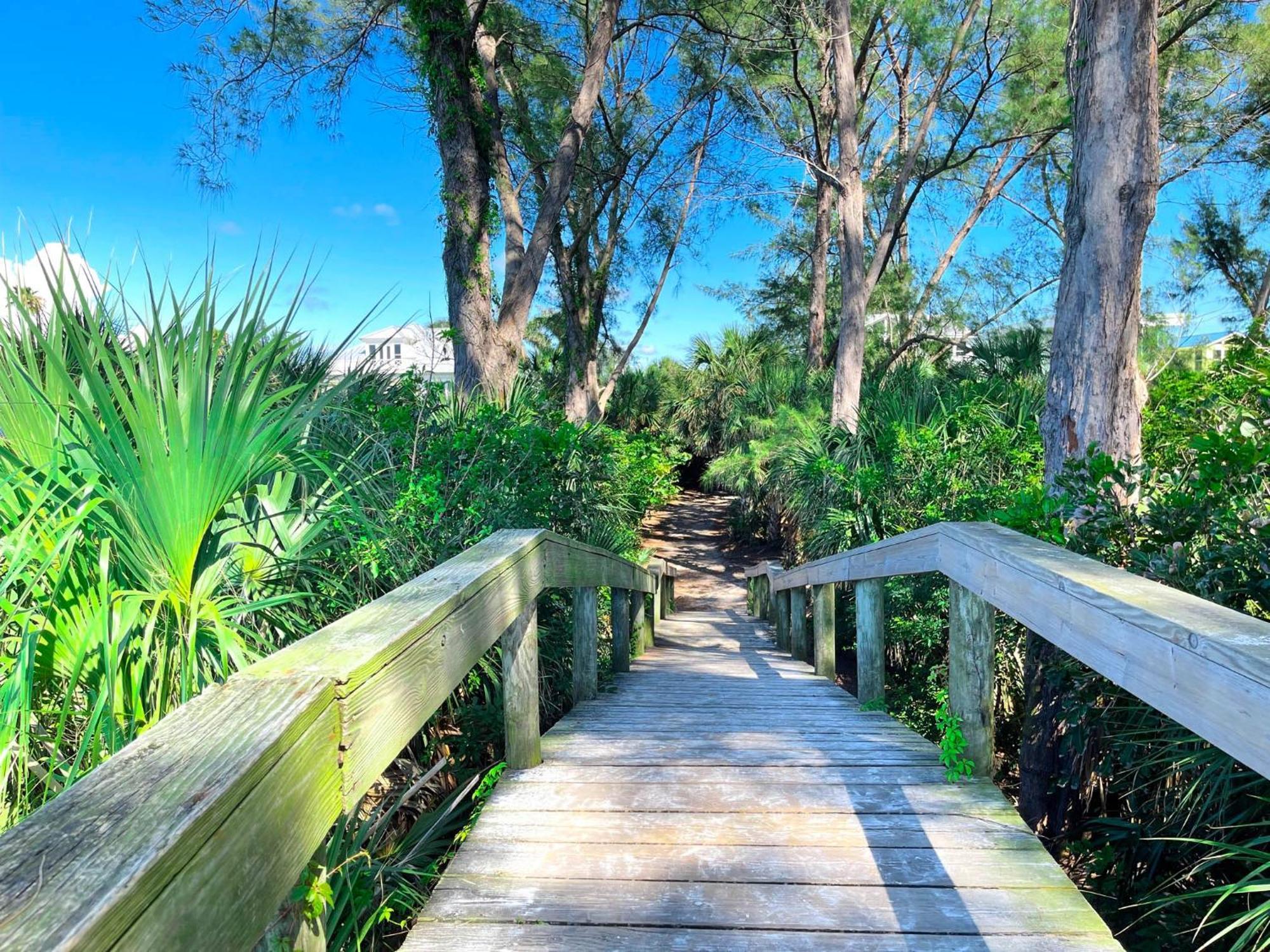 Anna Maria Island Runaway Tropical Dream-One Minute Walk To The Beach-Heated Pool Bradenton Beach Dış mekan fotoğraf