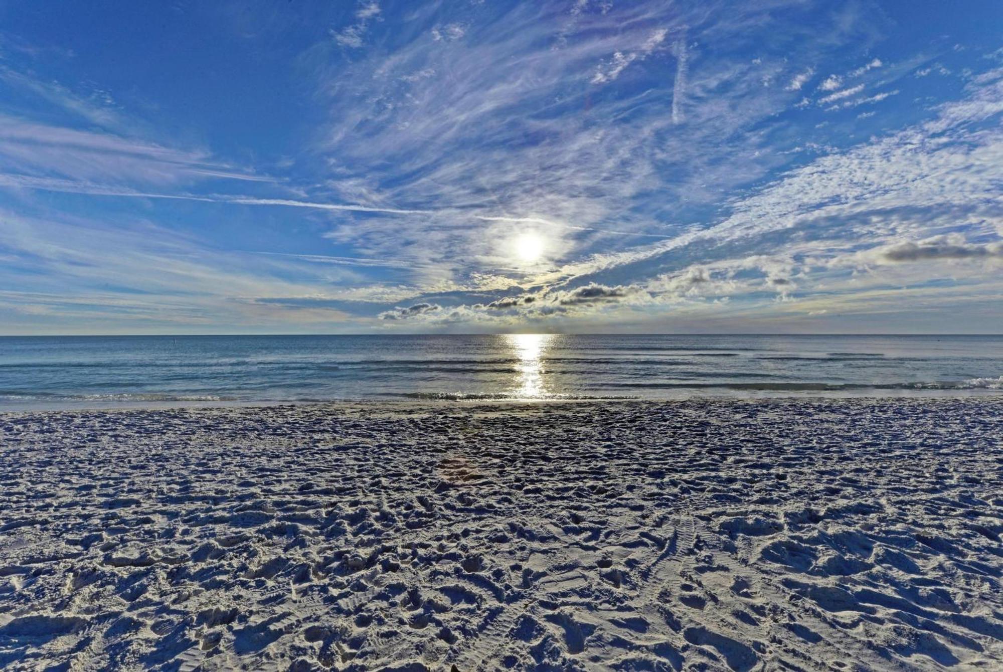 Anna Maria Island Runaway Tropical Dream-One Minute Walk To The Beach-Heated Pool Bradenton Beach Dış mekan fotoğraf